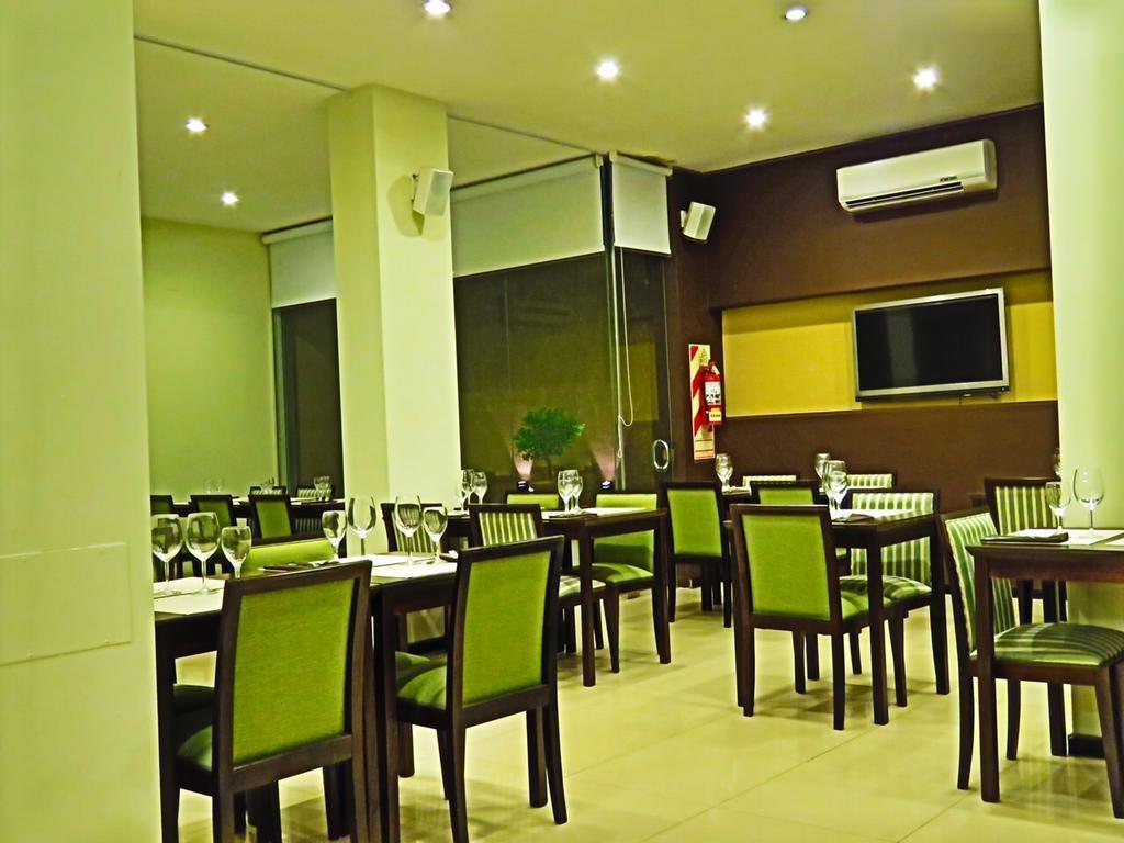 Grand Hotel 雷孔基斯塔 外观 照片